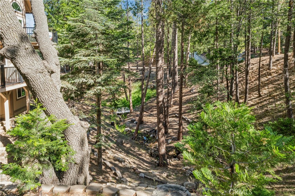 https://media.crmls.org/medias/6b234df7-b70c-4743-be30-565bdf6f1bc9.jpg?preset=X-Large