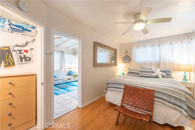 Detail Gallery Image 8 of 11 For 1728 the Strand #4,  Hermosa Beach,  CA 90254 - 1 Beds | 1 Baths