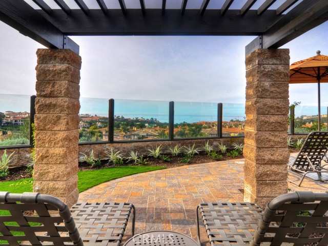 Detail Gallery Image 34 of 39 For 70 Corniche Dr. #E,  Dana Point,  CA 92629 - 2 Beds | 2 Baths