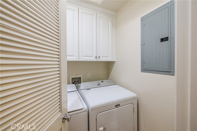 Detail Gallery Image 40 of 46 For 2210 Mathews Ave a,  Redondo Beach,  CA 90278 - 3 Beds | 2/1 Baths