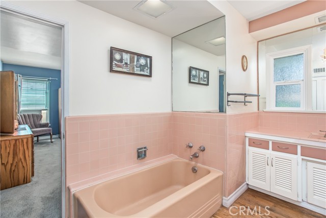 Detail Gallery Image 15 of 19 For 3095 Pepper Tree Ln, San Bernardino,  CA 92404 - 3 Beds | 2/1 Baths