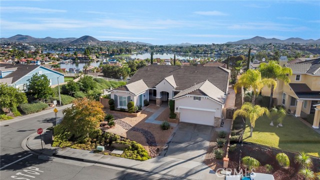 Detail Gallery Image 2 of 43 For 23 Volta Del Tintori, Lake Elsinore,  CA 92532 - 5 Beds | 3 Baths