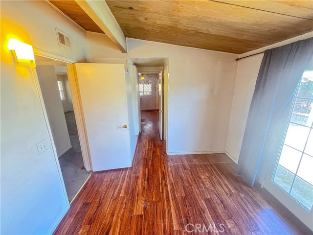 Detail Gallery Image 11 of 30 For 17059 E Gragmont St, Covina,  CA 91722 - 3 Beds | 1/1 Baths
