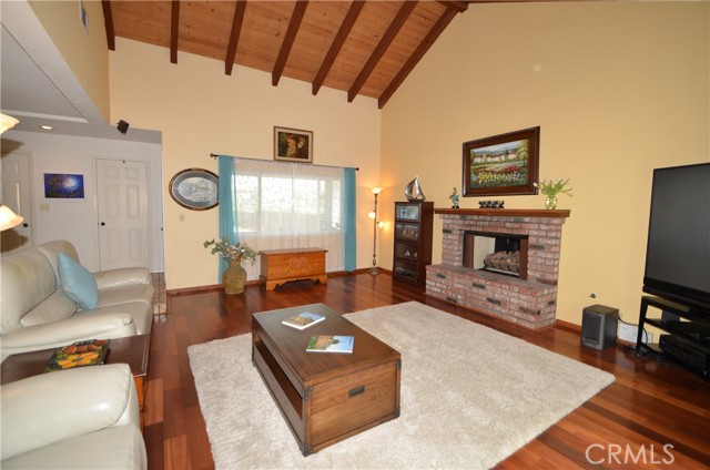 2502 Nelson Avenue, Redondo Beach, California 90278, 3 Bedrooms Bedrooms, ,2 BathroomsBathrooms,Residential,Sold,Nelson,SB22028327