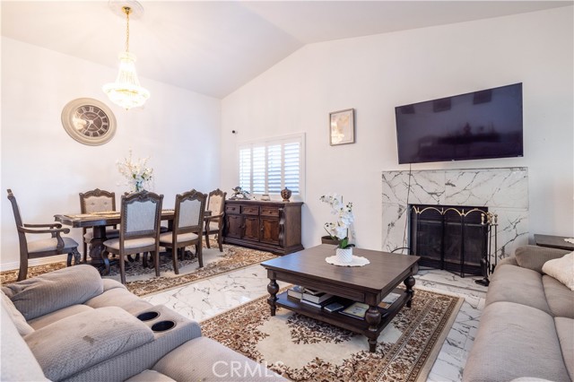 Detail Gallery Image 9 of 31 For 43921 30th St, Lancaster,  CA 93535 - 4 Beds | 2 Baths