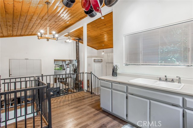 9269 Wood Road, Forest Falls CA: https://media.crmls.org/medias/6b280796-36fc-4fce-a0ce-fd3bb8d8ab97.jpg