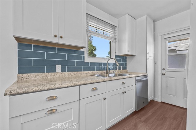 Detail Gallery Image 9 of 28 For 22228 Warmside, Torrance,  CA 90505 - 3 Beds | 1 Baths