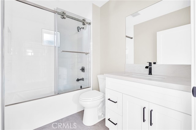 Image 27 of 51 For 5602 Verdura Ave
