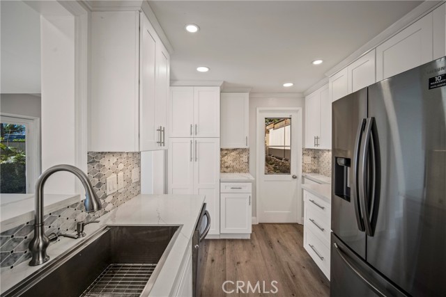464 LOCUST, Laguna Beach CA: https://media.crmls.org/medias/6b28fcc0-c78e-405f-9201-700be263591a.jpg