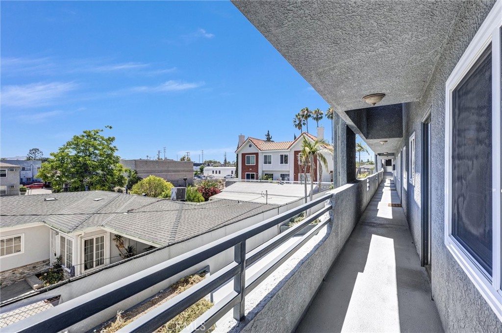 250 W Spazier Avenue #209