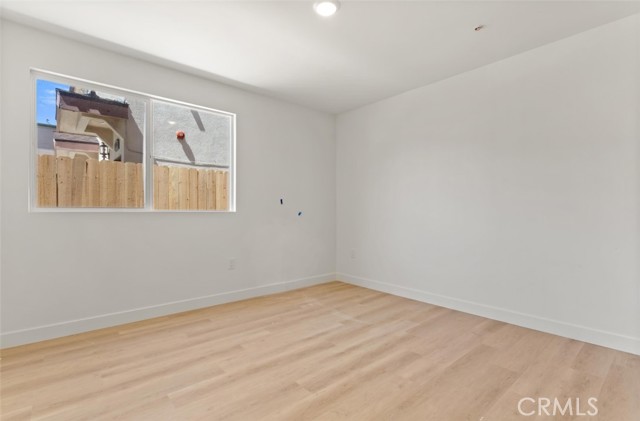 Detail Gallery Image 30 of 45 For 703 W 80th St, Los Angeles,  CA 90044 - 4 Beds | 4 Baths