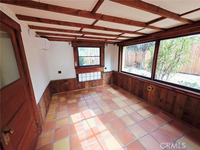 1403 Avon Park, Los Angeles CA: https://media.crmls.org/medias/6b2a1335-0c22-49b1-adfa-f4185f817cc7.jpg