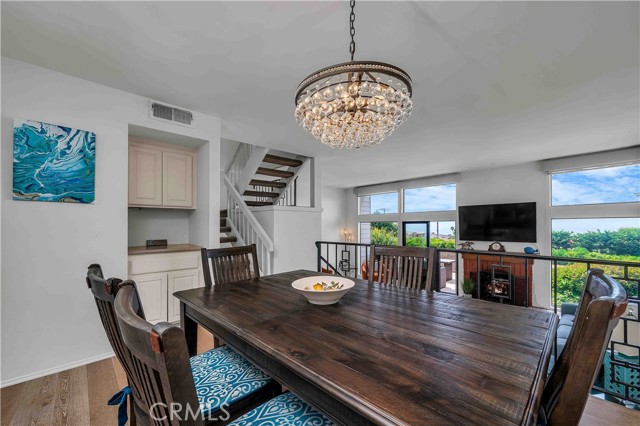 420 Palos Verdes Boulevard, Redondo Beach CA: https://media.crmls.org/medias/6b2a69db-3d92-460a-8b8b-fa640db482ba.jpg
