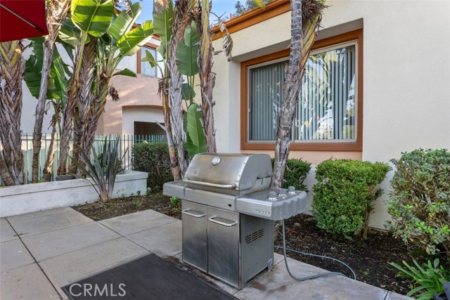 Detail Gallery Image 32 of 37 For 243 Villa Point Dr, Newport Beach,  CA 92660 - 2 Beds | 2 Baths