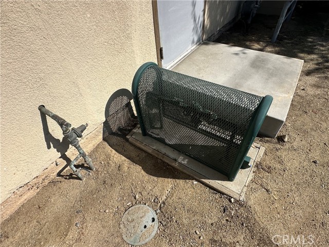 Image 22 of 24 For 2005 Garey Avenue