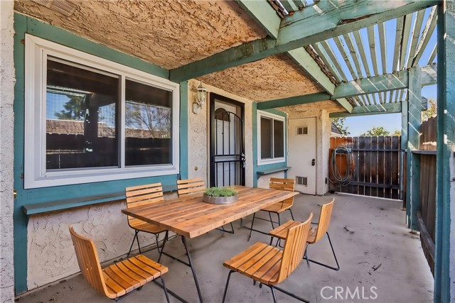 Detail Gallery Image 8 of 48 For 2561 Gonzaga Ln, Riverside,  CA 92507 - 3 Beds | 2 Baths