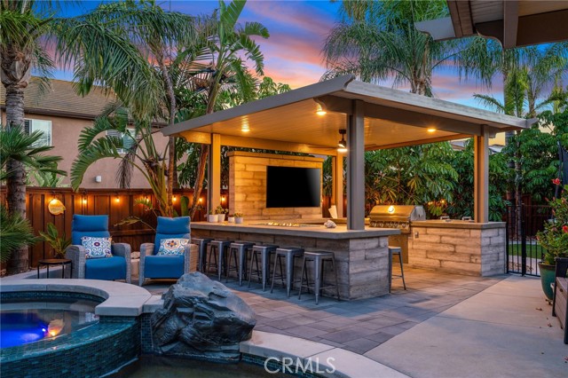 14131 Apple Grove Court, Eastvale CA: https://media.crmls.org/medias/6b2ac590-f94f-479a-883e-fb98af09b533.jpg