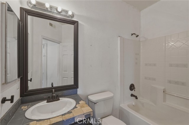 Detail Gallery Image 21 of 46 For 28366 Northmoore Pl, Menifee,  CA 92584 - 5 Beds | 3 Baths