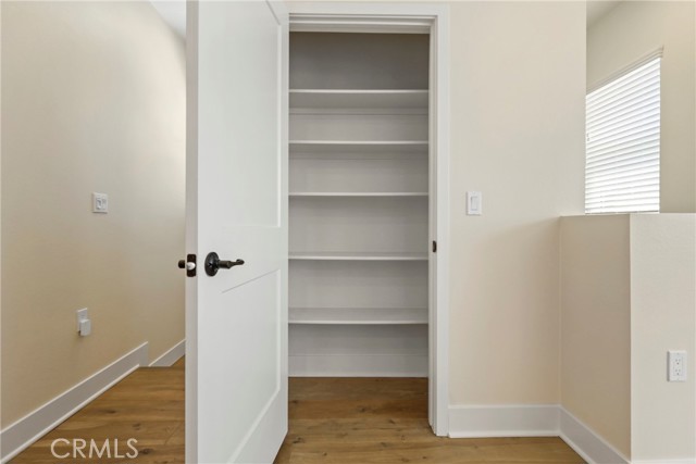 Detail Gallery Image 11 of 14 For 2043 Lincoln Ave, Torrance,  CA 90501 - 2 Beds | 2/1 Baths