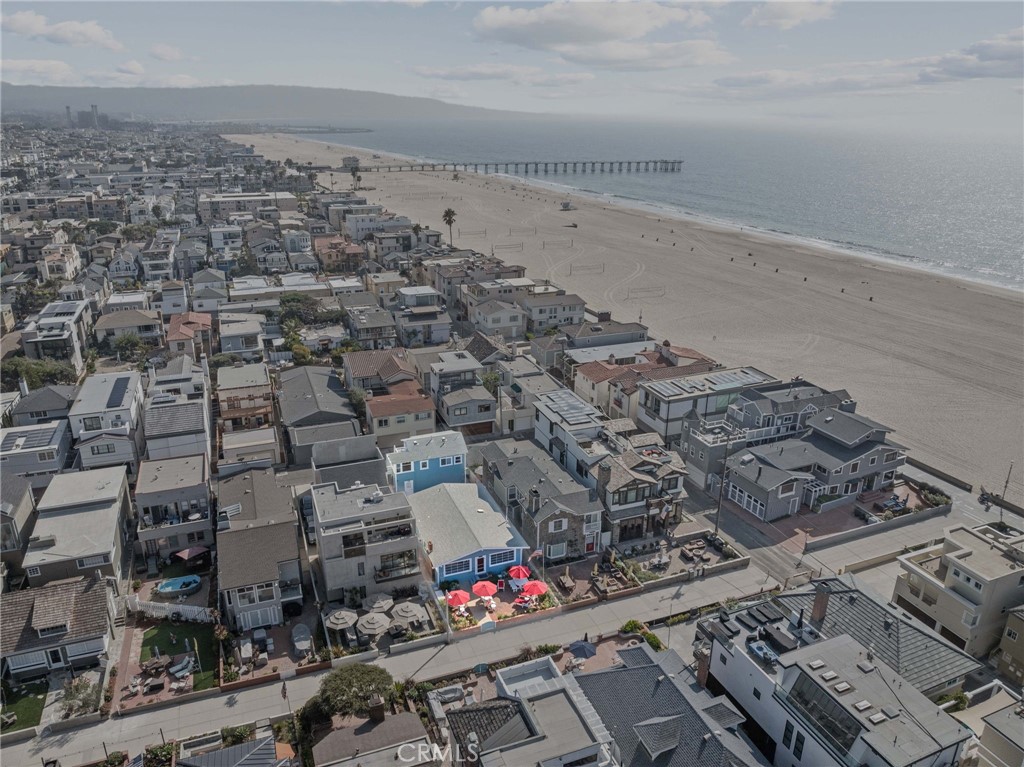 https://media.crmls.org/medias/6b2bb7cb-09de-473d-959a-0cab8b782b72.jpg?preset=X-Large