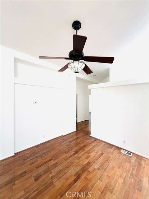 38445 Via Taffia, Murrieta CA: https://media.crmls.org/medias/6b2cabaa-509f-43b4-a5b2-28b19624f8c2.jpg