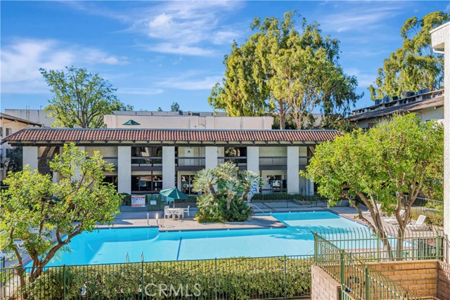 Detail Gallery Image 19 of 20 For 5460 White Oak Ave #K207,  Encino,  CA 91316 - 2 Beds | 2 Baths