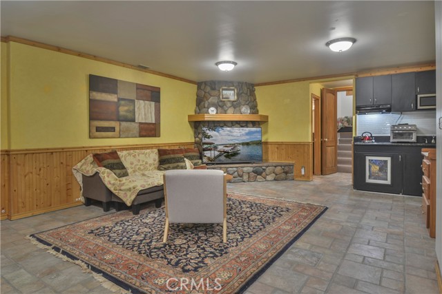 971 Grass Valley, Lake Arrowhead CA: https://media.crmls.org/medias/6b2de4ad-9a40-4205-bfda-541300586759.jpg