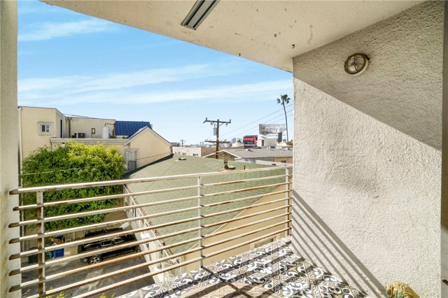 Detail Gallery Image 9 of 36 For 1129 Larrabee St #10,  West Hollywood,  CA 90069 - 2 Beds | 2 Baths