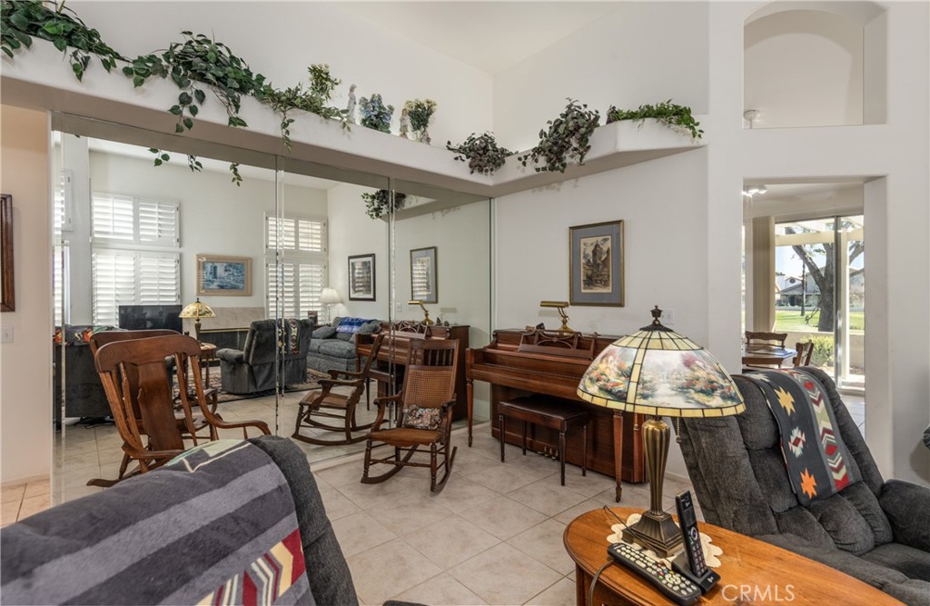 MLS #IG25266439 image #9