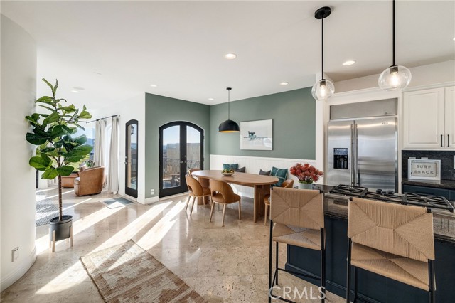 Detail Gallery Image 6 of 66 For 229 23rd, Manhattan Beach,  CA 90266 - 3 Beds | 4 Baths