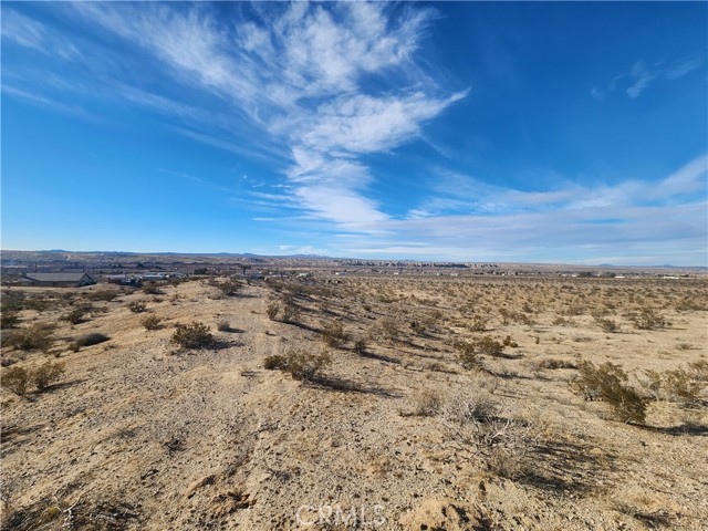 Detail Gallery Image 10 of 11 For 15020 Oleander, Oro Grande,  CA 93456 - – Beds | – Baths