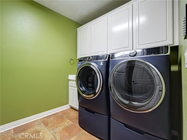 Image 20 of 45 For 8242 Daisy Lane