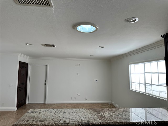 Detail Gallery Image 7 of 16 For 1818 W 152nd St, Compton,  CA 90220 - 2 Beds | 1 Baths