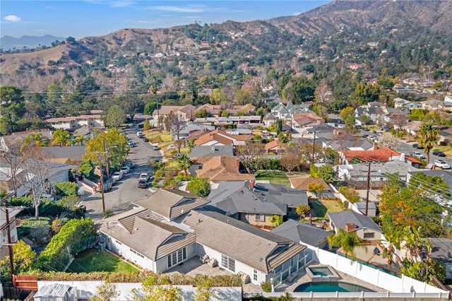 Detail Gallery Image 42 of 44 For 1851 Tamerlane Dr, Glendale,  CA 91208 - 4 Beds | 3 Baths