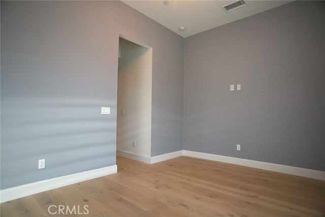 Detail Gallery Image 9 of 31 For 204 Sutters, Irvine,  CA 92602 - 4 Beds | 4/1 Baths