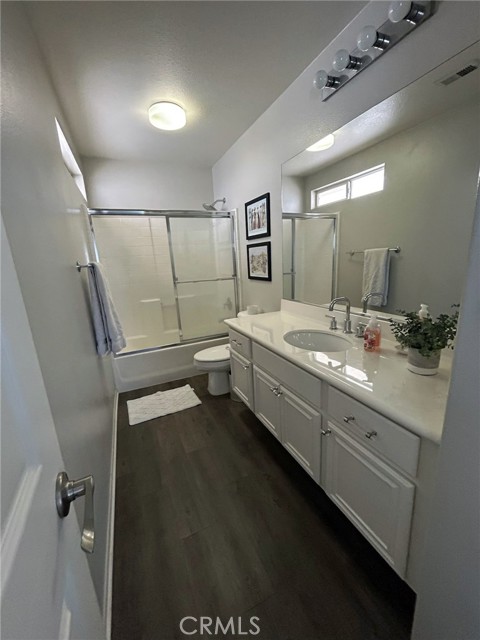 Detail Gallery Image 12 of 18 For 3324 Big Dipper Cir, Corona,  CA 92882 - 5 Beds | 4 Baths