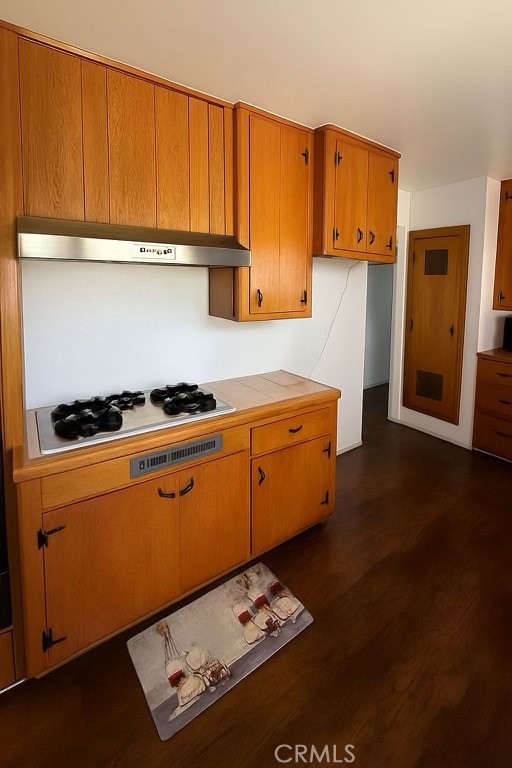 904 W E Street, Ontario CA: https://media.crmls.org/medias/6b38137c-b4de-461c-99b7-7f720efa90ea.jpg