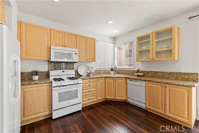 27139 Saddlepeak Trail, Valencia CA: https://media.crmls.org/medias/6b3902cc-60af-40f4-b23f-b16bcd0d1cc5.jpg