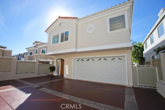 215 Irena Avenue, Redondo Beach, California 90277, 4 Bedrooms Bedrooms, ,3 BathroomsBathrooms,Residential,Sold,Irena,S11023009