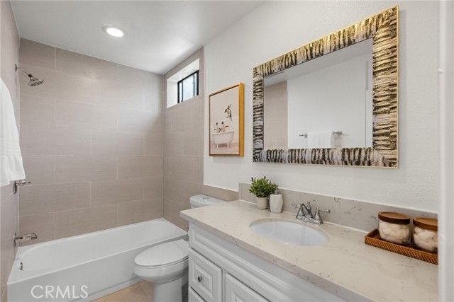 Detail Gallery Image 12 of 18 For 4506 Saugus Ave #8,  Sherman Oaks,  CA 91403 - 1 Beds | 1 Baths