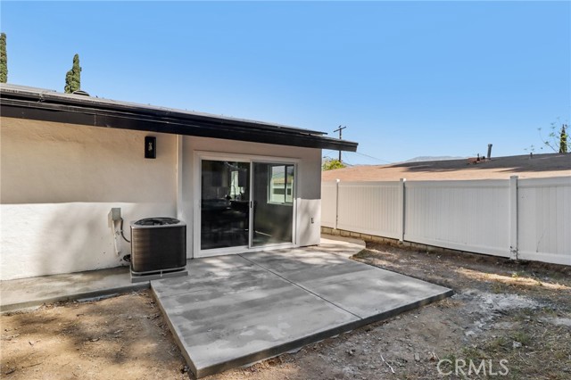 Detail Gallery Image 22 of 23 For 12548 Terra Bella St, Pacoima,  CA 91331 - 3 Beds | 2 Baths