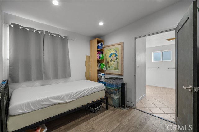 Detail Gallery Image 30 of 44 For 9600 Amboy Ave, Pacoima,  CA 91331 - 7 Beds | 6 Baths