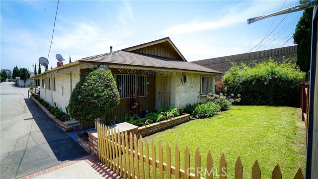 Image 2 for 11179 Charnock Rd, Los Angeles, CA 90034