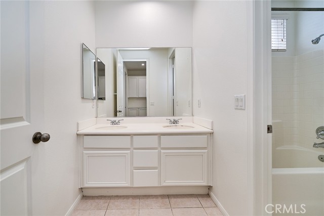 Detail Gallery Image 32 of 61 For 20520 Earl, Torrance,  CA 90503 - 3 Beds | 3 Baths