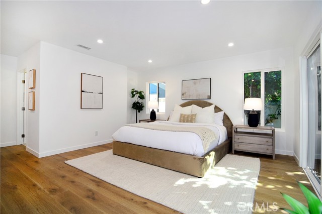 17420 Collins Street photo 15
