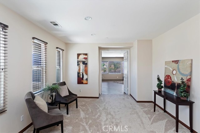 239 Cross Rail Lane, Norco CA: https://media.crmls.org/medias/6b3cdf89-d112-4c5d-9bb6-9750000cb37e.jpg