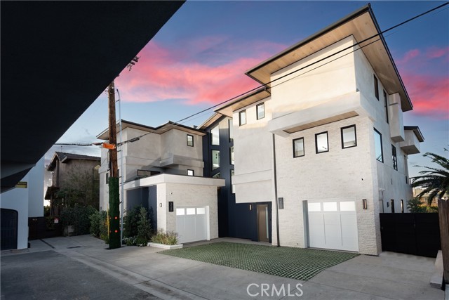 Detail Gallery Image 3 of 30 For 356 Dahlia Place, Corona Del Mar,  CA 92625 - 3 Beds | 3/2 Baths