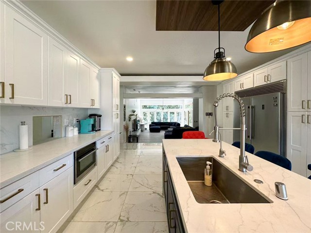 45700 Adler Lane, Temecula CA: https://media.crmls.org/medias/6b3db5d1-9fb8-480d-b11e-3485093ecfc5.jpg