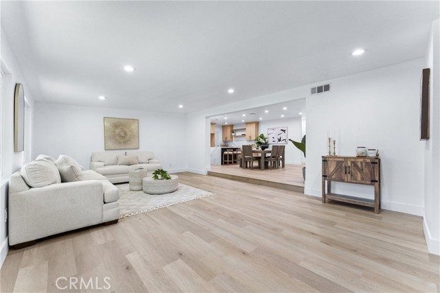 325 S Valley Street, Anaheim CA: https://media.crmls.org/medias/6b3db97b-db70-429f-a8dc-b393671121e0.jpg