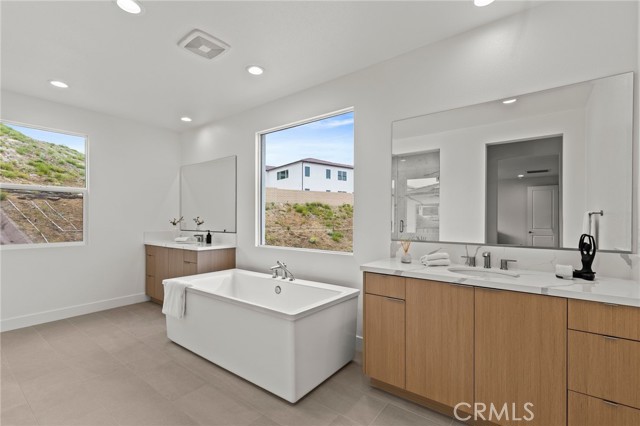 29961 W Corte Temprano, Valencia CA: https://media.crmls.org/medias/6b3e6b95-9870-46bc-9eb1-e05755e611e1.jpg